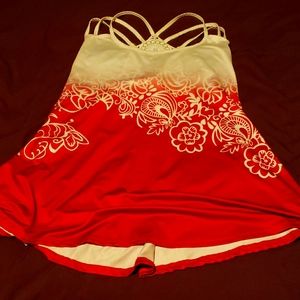 Strappy crochet, ombre tank